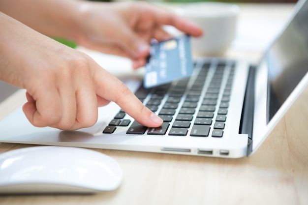 Cara Melakukan Pembayaran dengan Menggunakan Metode Debit/ Kartu Kredit