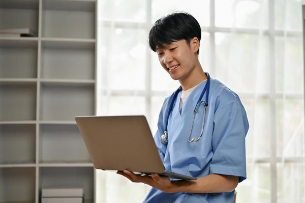 Keunggulan Assist.id untuk Klinik Kecil Solusi Rekam Medis Elektronik yang Efisien dan Terjangkau
